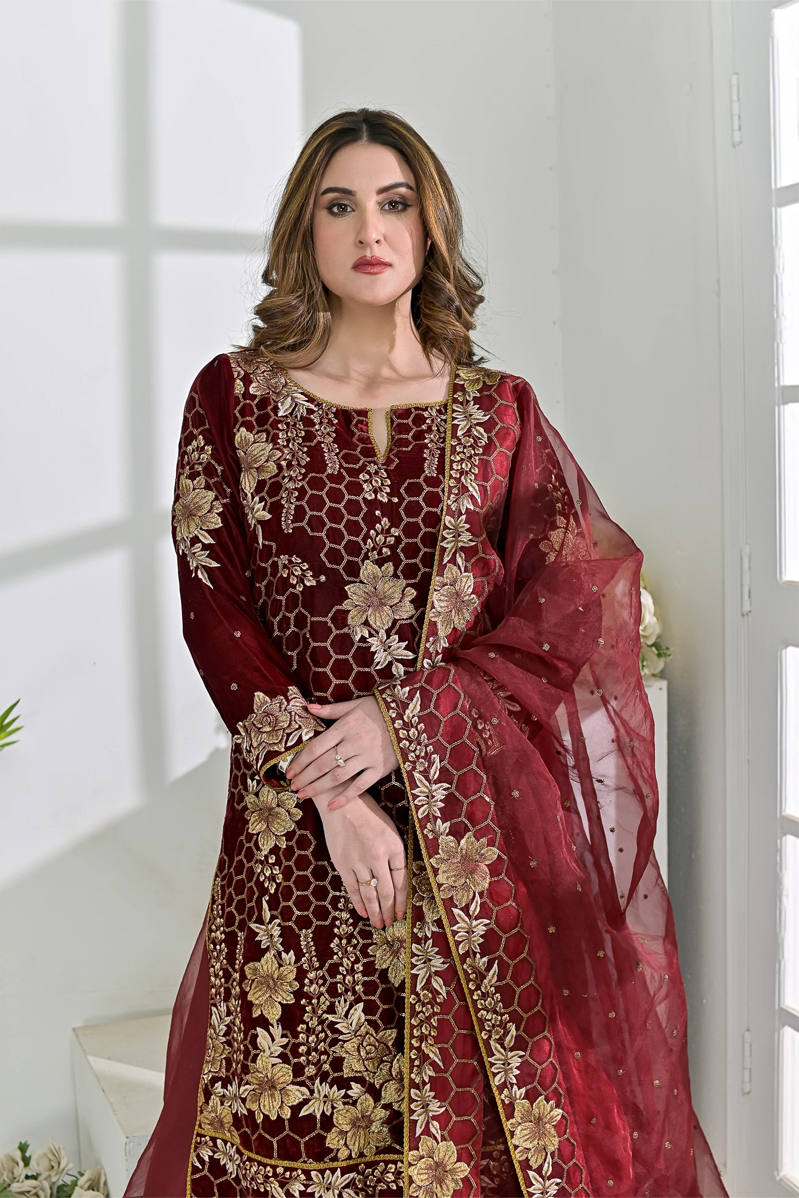 VE-11274-US Maroon