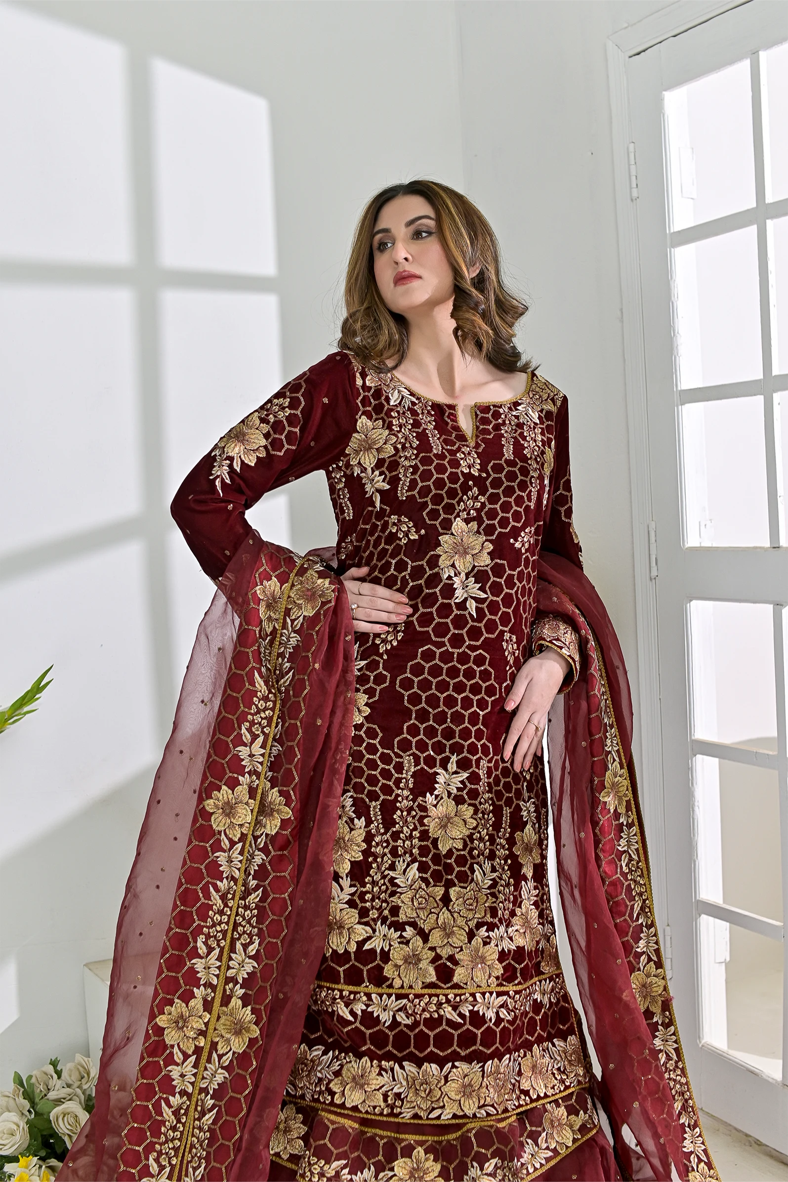 VE-11274-US Maroon