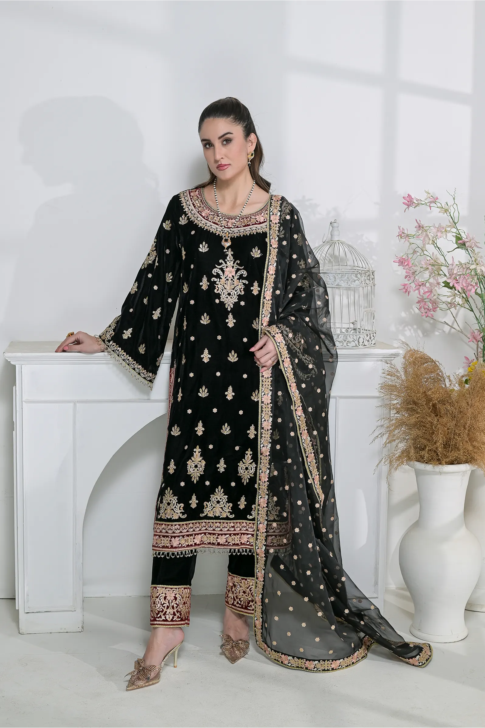 VE-11276-US Black